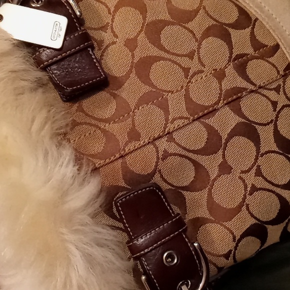 Coach Signature Shearling (FO52BK47) Crossbody Bag - Picture 4 of 8